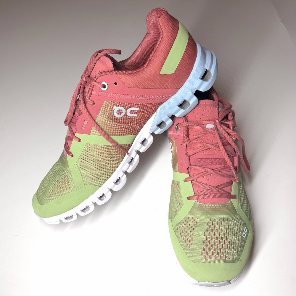 On Cloud Women’s Cloudflow Swiss Engineering Runn… - image 4